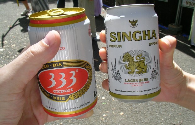 バーバーバーとシンハービール - 333 and Singha Beer