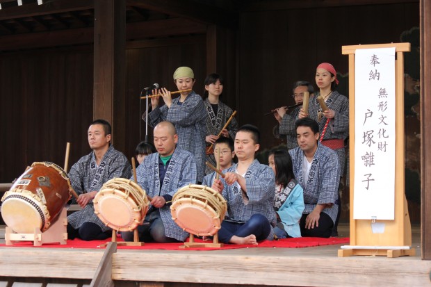 靖国神社の戸塚囃子 - The performance of Totsuka-Bayashi at Yasukuni-Jinja in Tokyo, Japan