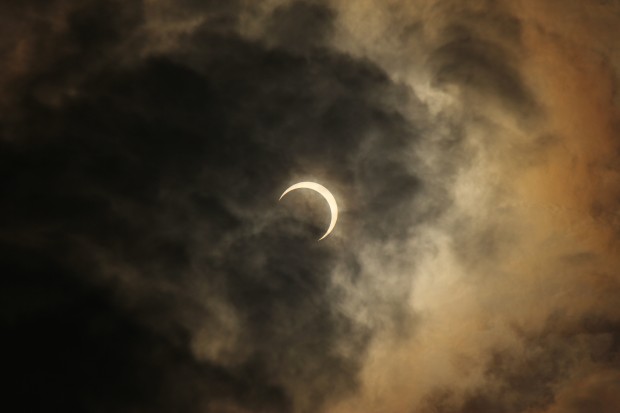 金環日食 2012 東京 - The annular solar eclipse 2012 in Tokyo, Japan